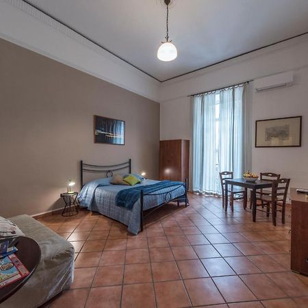Bed and Breakfast 'Na Siesta Neapel Exterior foto