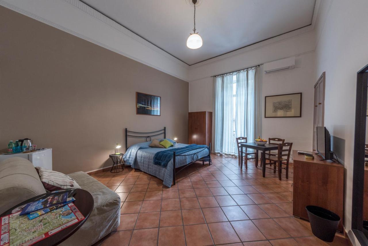 Bed and Breakfast 'Na Siesta Neapel Exterior foto